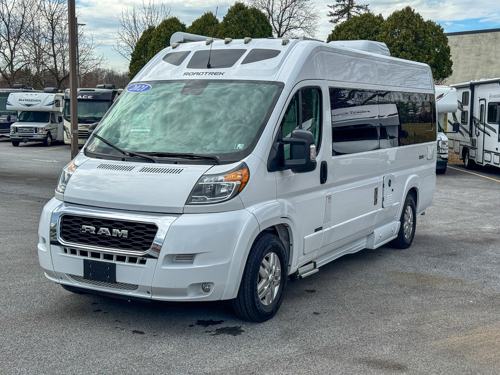 2021 Roadtrek Zion